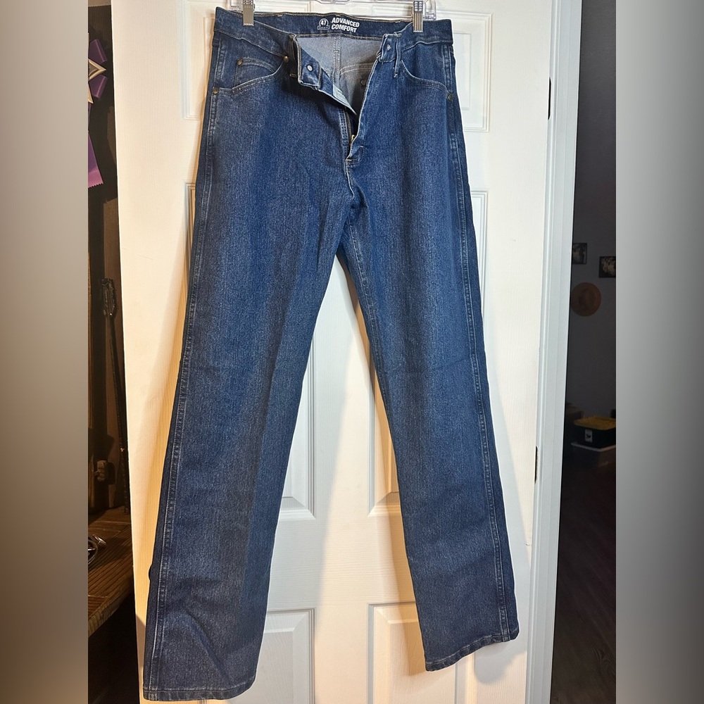 Wrangler Men's Straight Blue Jeans